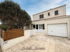 Maison à vendre 7 pièces PORT DES BARQUES (17)