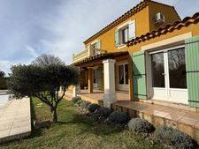 Maison à vendre sur Robion 137 m² - Terrain de 1201 m² 