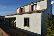 Dpt Charente Maritime (17), Ile d'Oléron,  Maison à vendre 5 pièces, 100 m²habitables, terrain 500 m², LA BREE LES BAINS (17)