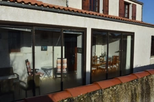 Dpt Charente Maritime (17), Ile d'Oléron,  Maison à vendre 5 pièces, 100 m²habitables, terrain 500 m², LA BREE LES BAINS (17)
