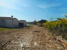 Charente-Maritime (17), Île d'Oléron, SAINT-PIERRE-D'OLERON (17), 950 m² plot of land for sale  
