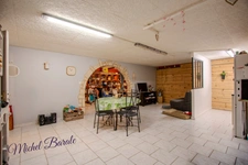 CHAVANAY – MAISON FAMILIALE 233 M² – 5 CHAMBRES – ESPACE INDÉPENDANT – PISCINE – SANS VIS-À-VIS