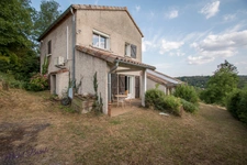 Dpt Rhône (69), à vendre CHAPONNAY maison P6 de 160 m² - Terrain de 1 450,00 m² 