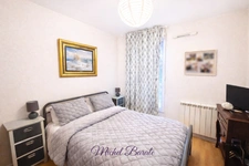 Appartement Tassin-la-Demi-Lune – 38 m² avec terrasse, idéalement situé,  garage possible.