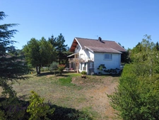 DARDILLY – PROPRIÉTÉ FAMILIALE DE 222 M² – 6 CHAMBRES – T2 INDÉPENDANT – TERRAIN DE 1 647 M² – VUE PANORAMIQUE