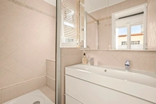 Appartement de 80m2, 2 chambres, 2 places de parking à FONTAINES SUR SAONE (69)