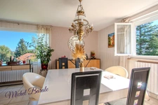 DARDILLY – PROPRIÉTÉ FAMILIALE DE 222 M² – 6 CHAMBRES – T2 INDÉPENDANT – TERRAIN DE 1 647 M² – VUE PANORAMIQUE