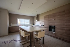 Maison moderne, de plain-pied, 6 pièces sur 1200m2 de terrain à VERNIOZ (38)