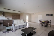 Maison moderne, de plain-pied, 6 pièces sur 1200m2 de terrain à VERNIOZ (38)