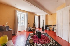 Maison à vendre 8 pièces - 275m2 - 4 Ch. + 2 studios - COURZIEU (69)