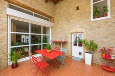 Maison d’hôtes de caractère avec 7 chambres – Montromant (69)