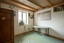 Dpt Rhône (69), à vendre AVEIZE,  Ferme, 4 chambres et nombreuses dépendances   