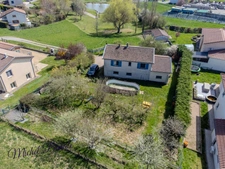 Maison de 78 m2 sur un sous-sol total implantée sur un terrain de 1200m2 à AVEIZE (69)