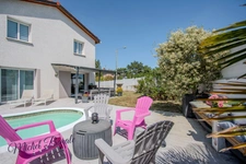 Grézieu-la-Varenne centre – Maison récente avec jardin, piscine et grand garage