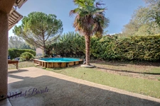 CHAVANAY – MAISON FAMILIALE 233 M² – 5 CHAMBRES – ESPACE INDÉPENDANT – PISCINE – SANS VIS-À-VIS