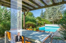 LA TOUR-DE-SALVAGNY – MAISON DE 178 M², 5 CHAMBRES ET PISCINE CHAUFFÉE