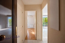 Appartement Tassin-la-Demi-Lune – 38 m² avec terrasse, idéalement situé,  garage possible.
