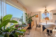 DARDILLY – 222 SQM FAMILY PROPERTY – 6 BEDROOMS – INDEPENDENT 1-BEDROOM APARTMENT – 1,647 SQM PLOT – PANORAMIC VIEW