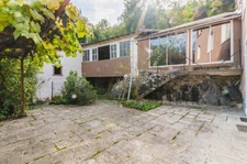 Maison à vendre 8 pièces - 275m2 - 4 Ch. + 2 studios - COURZIEU (69)