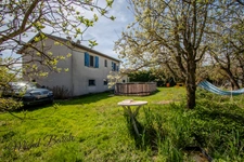 Maison de 78 m2 sur un sous-sol total implantée sur un terrain de 1200m2 à AVEIZE (69)