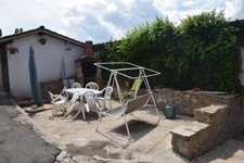 Dpt Rhône (69), à vendre AVEIZE,  Ferme, 4 chambres et nombreuses dépendances   