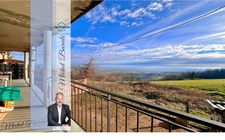 Appartement  108m2, 6 pièces à POLLIONNAY (69) - 4 chambres, 1 bureau et grand terrain.