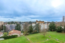 Appartement  82m2, 5 pièces à SAINTE FOY LES LYON avec grand balcon et cave