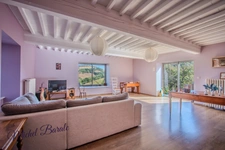 Ferme rénovée 205 m² – 6 chambres – terrain 16 000 m² – géothermie – vue – Montromant (69)