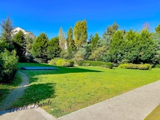Appartement Tassin-la-Demi-Lune – 38 m² avec terrasse, idéalement situé,  garage possible.