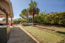 CHAVANAY – MAISON FAMILIALE 233 M² – 5 CHAMBRES – ESPACE INDÉPENDANT – PISCINE – SANS VIS-À-VIS