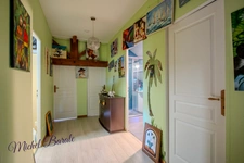 DARDILLY – 222 SQM FAMILY PROPERTY – 6 BEDROOMS – INDEPENDENT 1-BEDROOM APARTMENT – 1,647 SQM PLOT – PANORAMIC VIEW