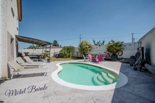 Grézieu-la-Varenne centre – Maison récente avec jardin, piscine et grand garage