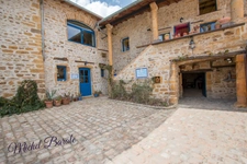 Dpt Rhône (69), for sale SAINT GERMAIN NUELLES P8 house of 208.1 m² - Land of 581 m²