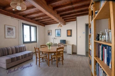 CRAPONNE CENTRE – Maison de ville 5 pièces 100 m² avec terrasse, garage, dépendance et jardin de 215m2 
