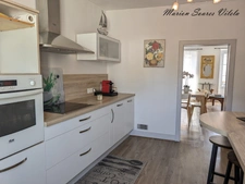 Immeuble- Local + beau duplex avec extérieur-CHAUMES-EN-BRIE centre.