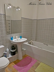 OZOUER-LE-VOULGIS – DU CHARME, DE BEAUX VOLUMES, 4 CHAMBRES ET UN JARDIN
