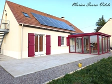 Une propriété aux multiples possibilités, maison principale, appartement indépendant et studio sur 1300 m² de terrain– 
