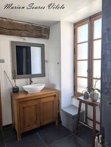 Maison en pierre rénovée avec jardin, en plein cœur de Chaumes-en-Brie