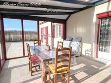 Une propriété aux multiples possibilités, maison principale, appartement indépendant et studio sur 1300 m² de terrain– 