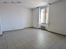 CHAUMES-EN-BRIE – CENTRE-BOURG – UN APPARTEMENT  58 m² LUMINEUX À RÉINVENTER !