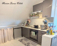 Une propriété aux multiples possibilités, maison principale, appartement indépendant et studio sur 1300 m² de terrain– 
