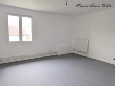 Ensemble immobilier de 2 maisons accolées sur plus de 900 m² à Provins même.