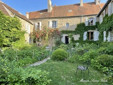 Propriété de charme avec deux habitations, au cœur de Chaumes-en-Brie