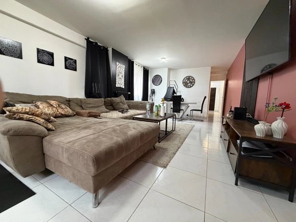 A vendre appartement  3 pièces proche commodités avec cave