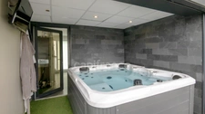 WITTELSHEIM (68): Maison à vendre 7 pièces garage jardin piscine jacuzzi 