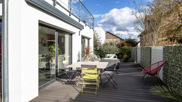 A la vente à BLOTZHEIM (68) maison contemporaine de 7 pièces avec jardin, sous-sol et garage