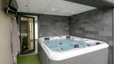 WITTELSHEIM (68): Maison à vendre 7 pièces garage jardin piscine jacuzzi 