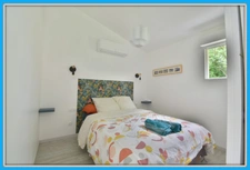 Villa avec gîte, piscine  et vue à quelques minutes d’Uzès