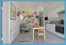 Villa avec gîte, piscine  et vue à quelques minutes d’Uzès