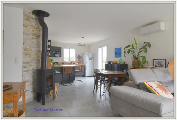 Maison de Plain-PIED à vendre 4 pièces NIMES (30) Secteur Petit Védelin